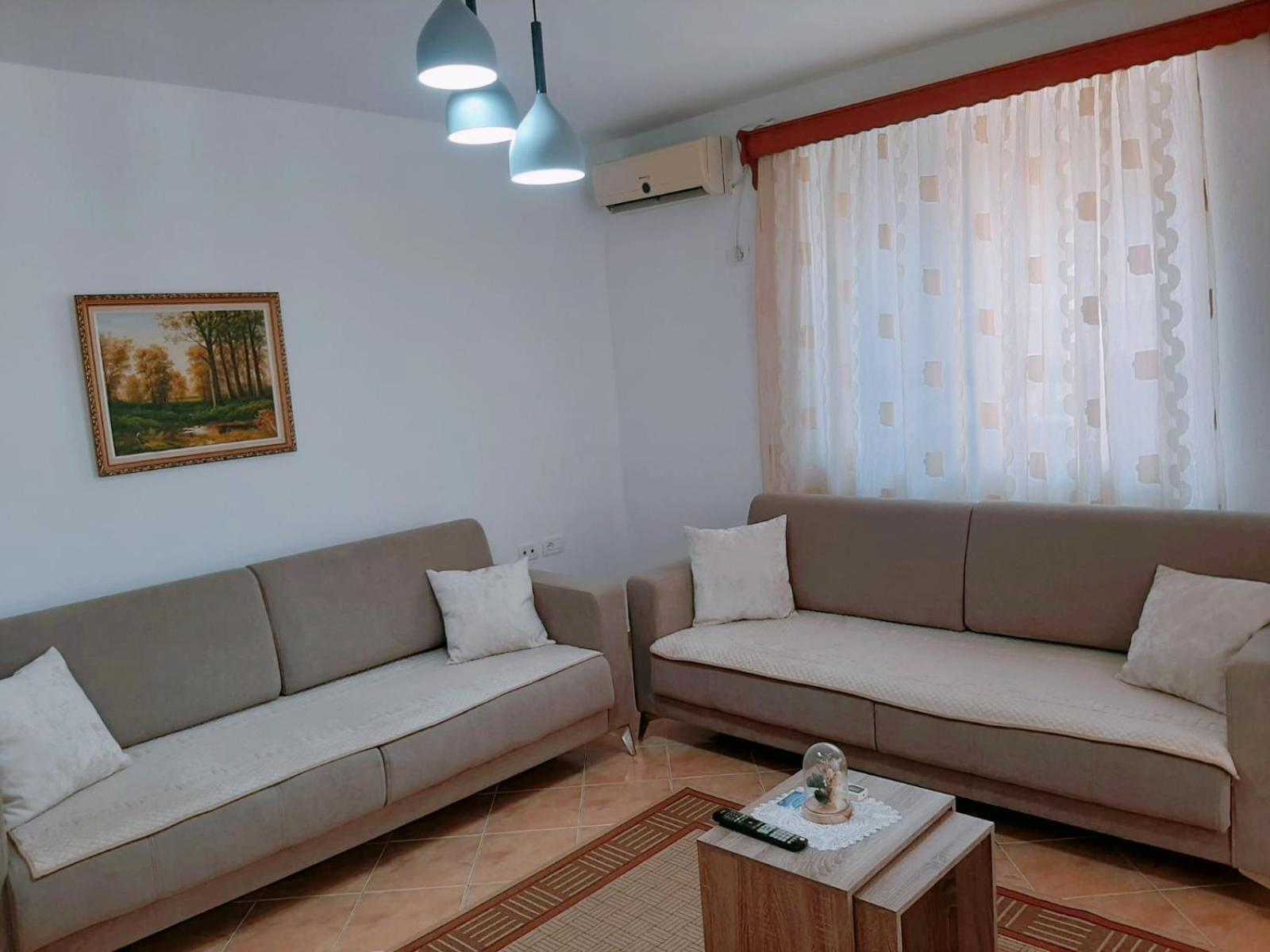 Vangert Apartment Berat Extérieur photo