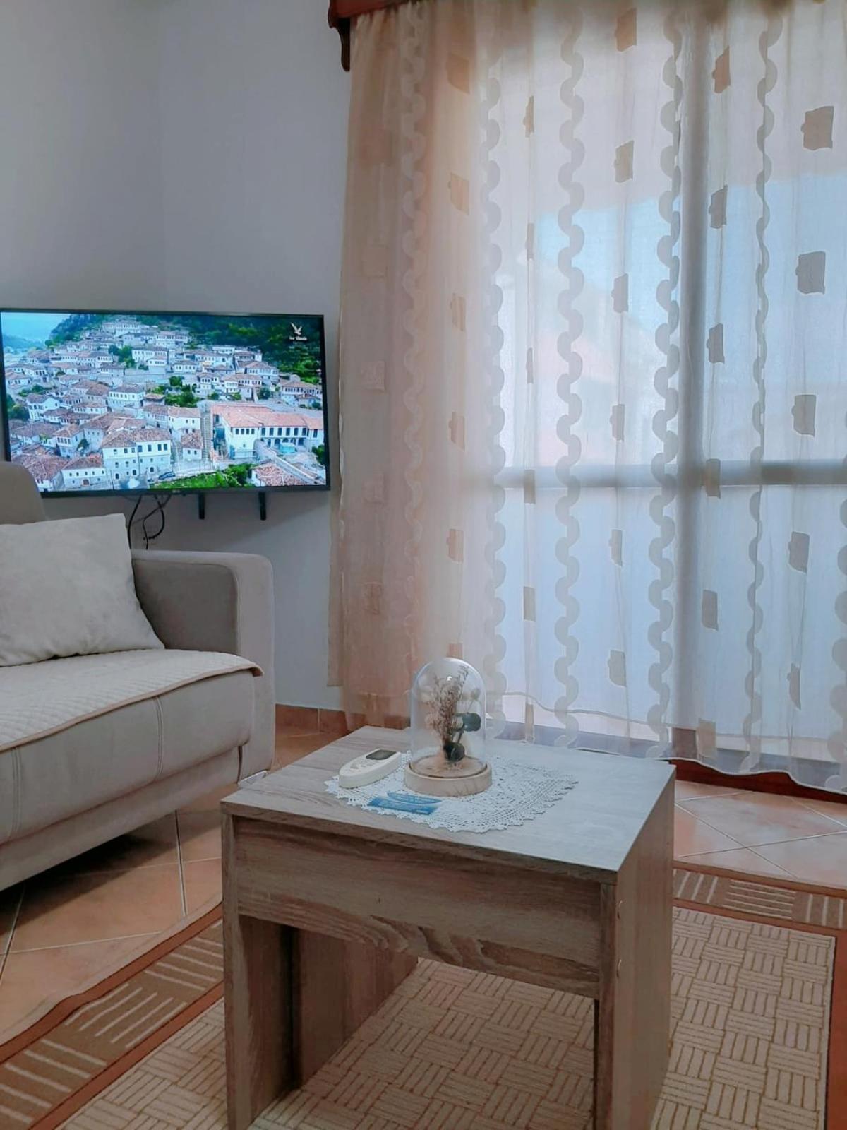 Vangert Apartment Berat Extérieur photo