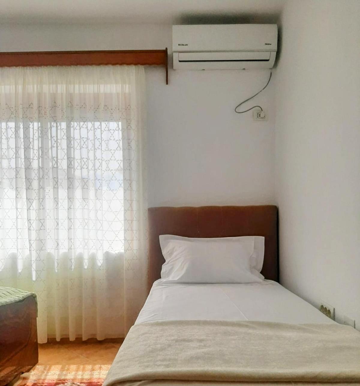 Vangert Apartment Berat Extérieur photo